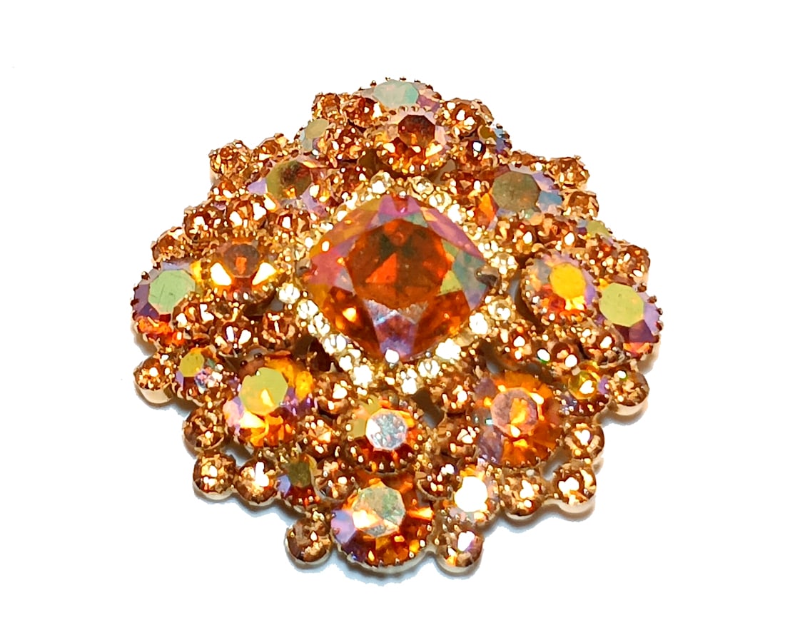 STUNNING VINTAGE JULIANA STYLE LAYERED TOPAZ & AB RHINESTONE BROOCH (1 of 3)