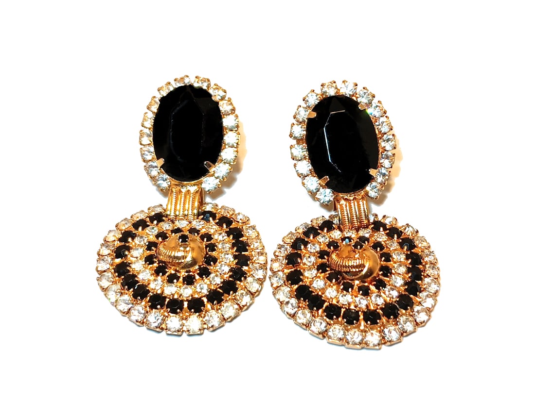 A HIGH END VINTAGE LARGE 1980'S RHINESTONES CLIP EARRINGS UNSIGNED (1 of 3)