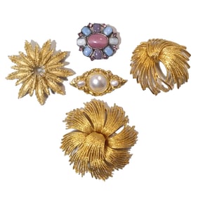 VINTAGE LOT OF 5 SIGNED  BROOCHE  PINS