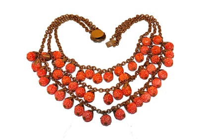 VINTAGE MIRIAM HASKELL STYLE 3 STRANDS FLORAL CORAL GLASS NECKLACE 1930S-40S