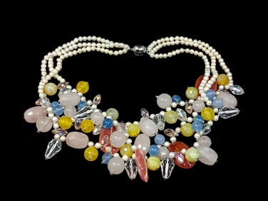 A DELIGHTFUL TRIPLE STRAND NECKLACE ROSE QUARTZ PEARLS ROCK CRYSTAL