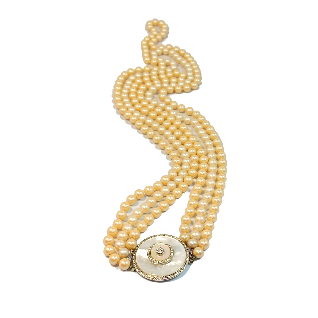 VINTAGE HIGH END 3 STRANDS GLASS PEARLS NECKLACE 21": THIS FINE VINTAGE HIGH END NECKLACE INCLUDES 3 STRANDS OF GLASS PEARLS AND A SUPERB MOTHER OF PEARL AND RHINESTONES CLASP. THE CLASP SIZE IS 1.6" IN DIAMETER. THE SHORTEST STRAND IS 21" LONG. WE PROVI
