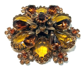 VINTAGE AUSTRIAN AMBER & TOPAZ GLASS RHINESTONE LAYERED FLORAL BROOCH 2.25"D