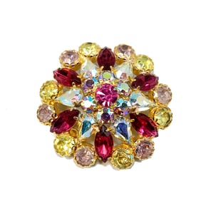 VINTAGE AUSTRIAN / WEST GERMAN MULTICOLOR DOMED RHINESTONE BROOCH