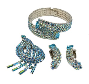 3 VINTAGE FINE PIECES BLUE AURORA BOREALIS BRACELET BROOCH EARRINGS