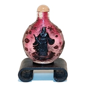 RARE CHINESE PEKING GLASS SNUFF BOTTLE IMMORTAL 2.4"  QIANLONG SEAL
