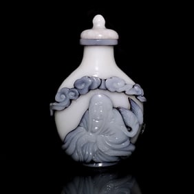 ANTIQUE CHINESE PEKING GLASS SNUFF BOTTLE LOHANS