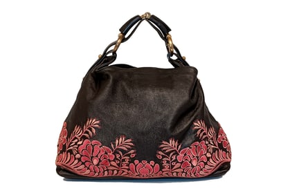 VINTAGE GUCCI EMBROIDERED LEATHER TOTE BAG SERIAL 07198-2123 BLACK PINK FLORAL MOTIF