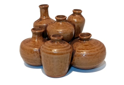 VINTAGE RUSTIC BROWN CERAMIC CLUSTER VASE SET OF 7 BUD-STYLE VESSELS (5.5" X 5" X 3.6")