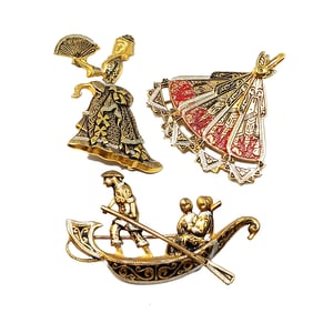 3 VINTAGE SPANISH DAMASCENE BROOCHES PIN