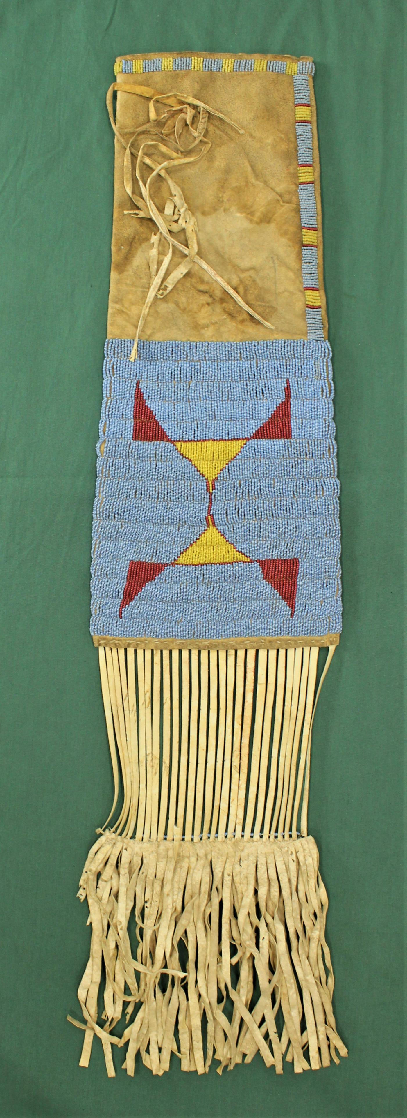 Plains Beaded Pipe Bag (1 of 3)