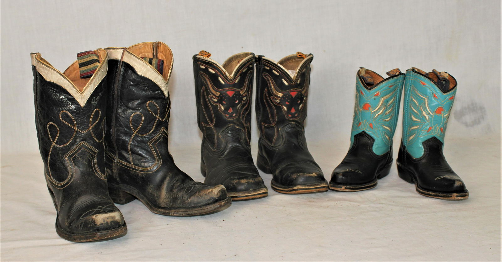 Lot of Kids Cowboy Boots (1 of 3)