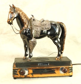 Antique Horse Radio