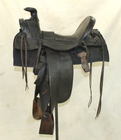 Early Slickfork Saddle