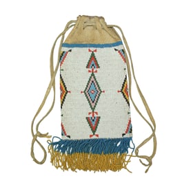 Southern Plains heavily beaded full coverage double-sided bag with striking diamond pattern, and