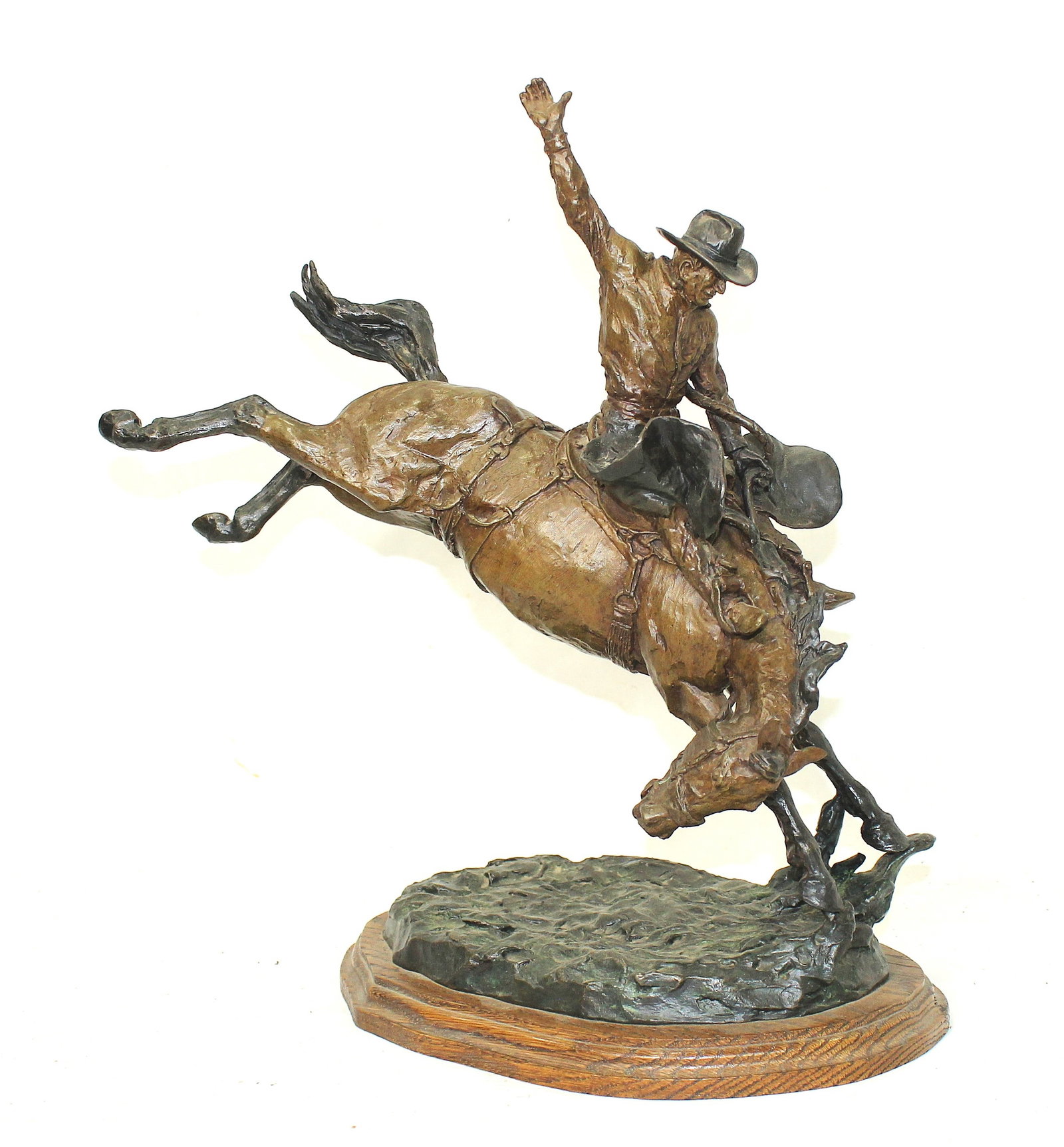Jay Contway Calgary Champion Bronze (1 of 4)