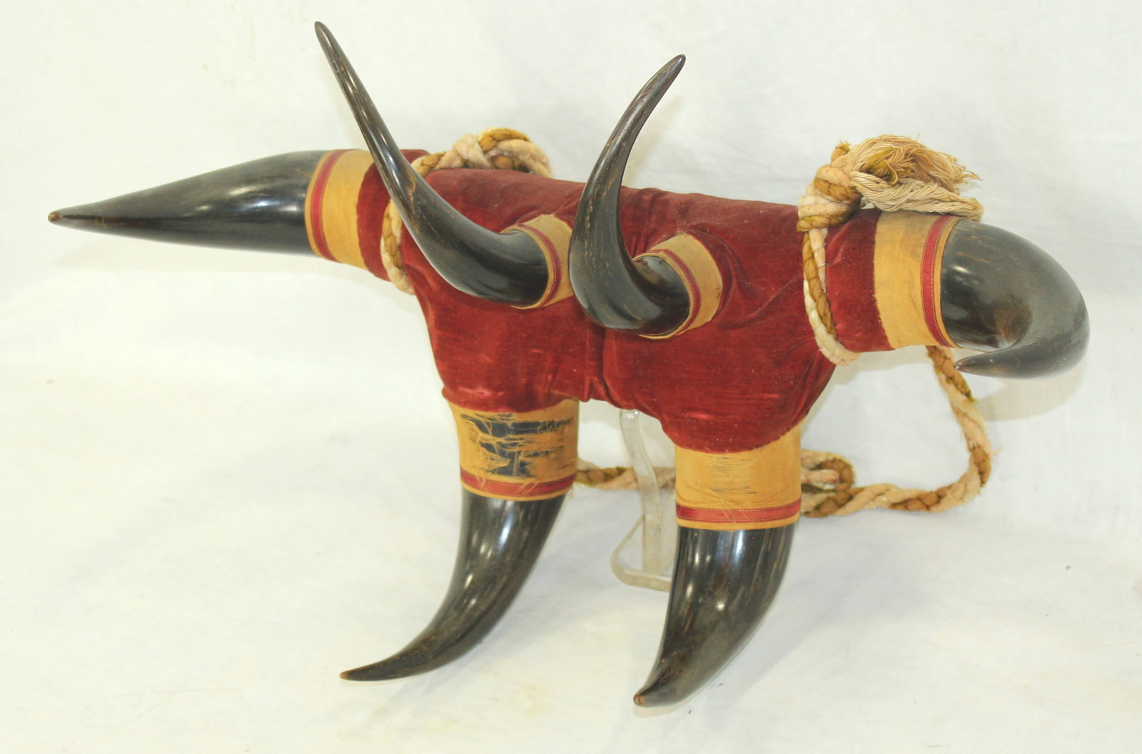 Buffalo Horn Hat Rack (1 of 2)