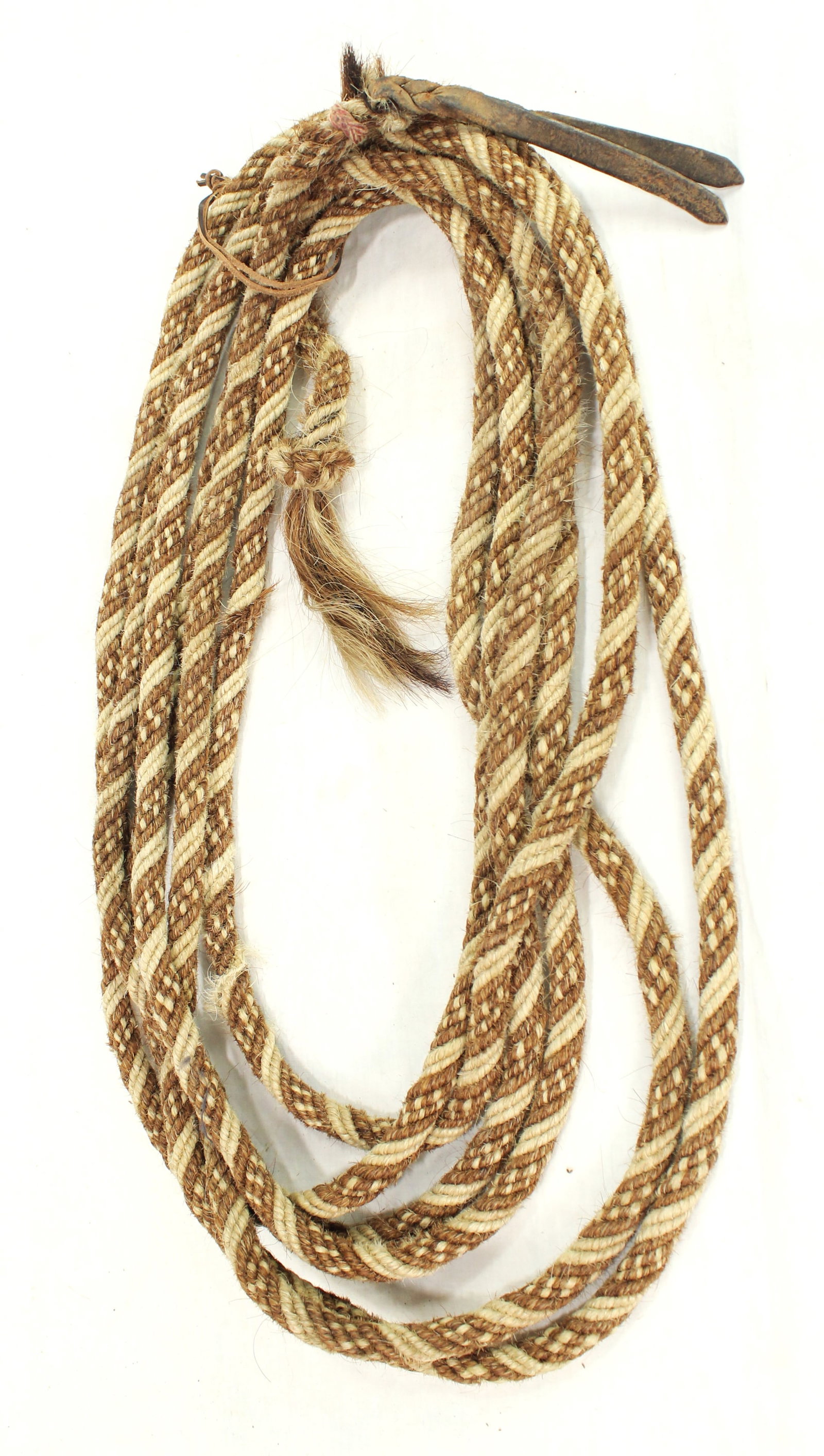 Horsehair Mecarte: A super nice braided horsehair multi-color mecarte rope with a great look.