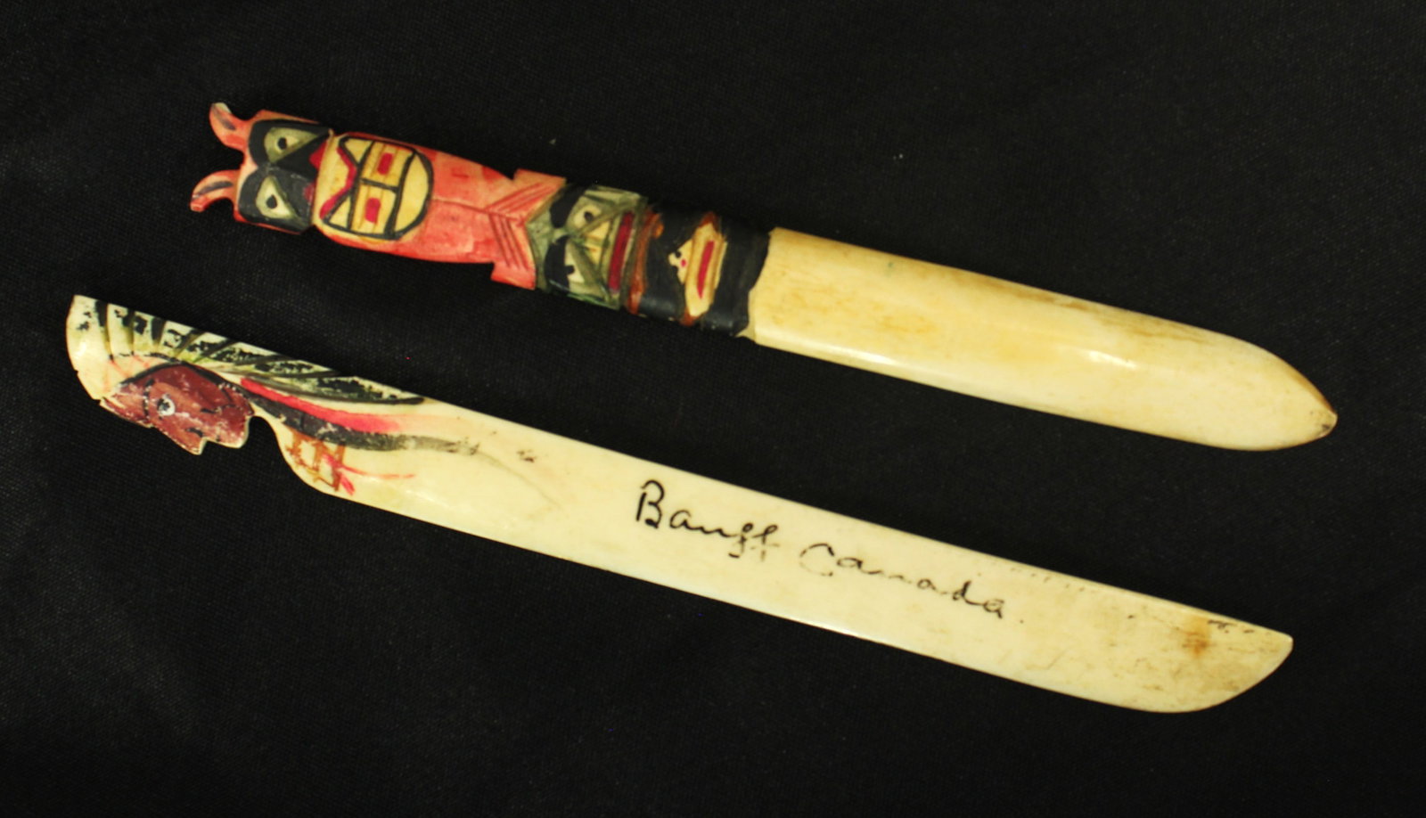 Lot of two Vintage Letter Openers (1 of 1)