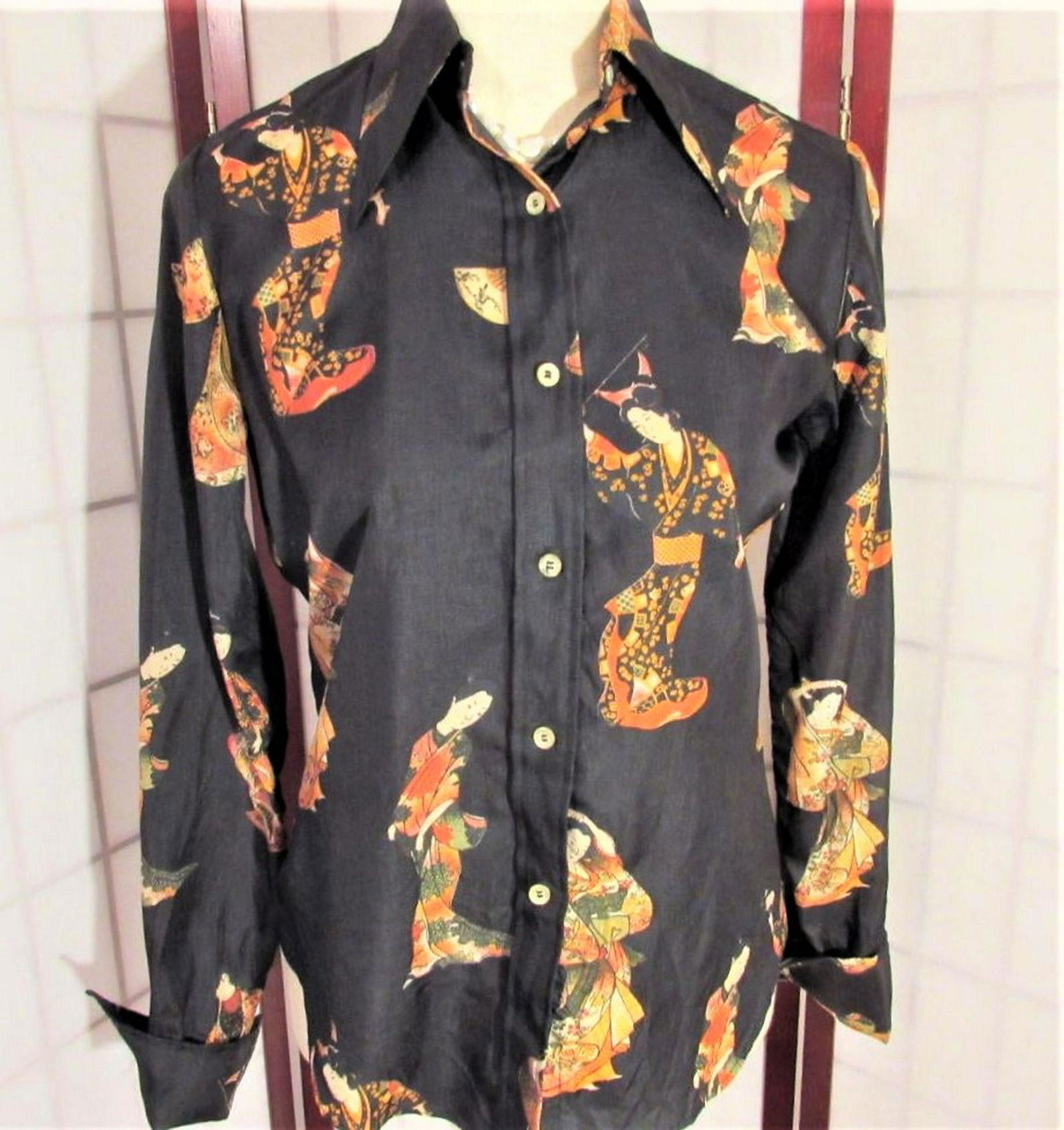 Geisha girls print silk vintage shirt sz S (1 of 7)