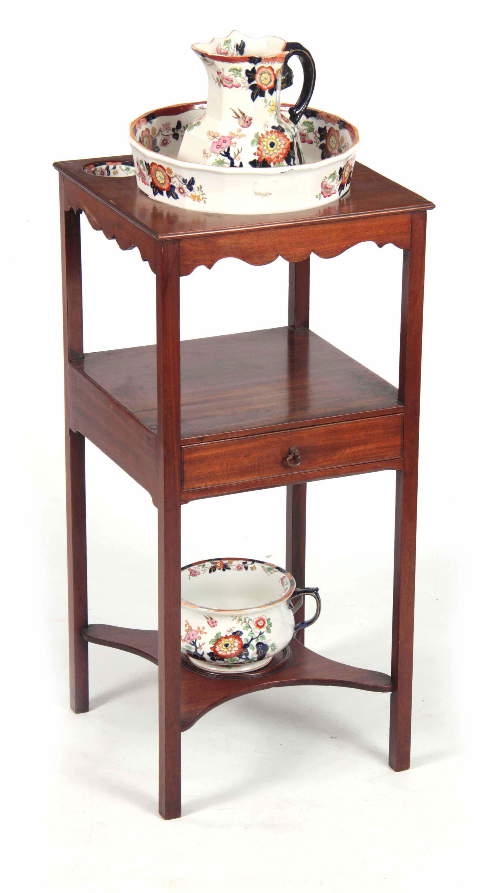 A GEORGIAN SQUARE MAHOGANY WASHSTAND FITTED WITH A (1 of 1)