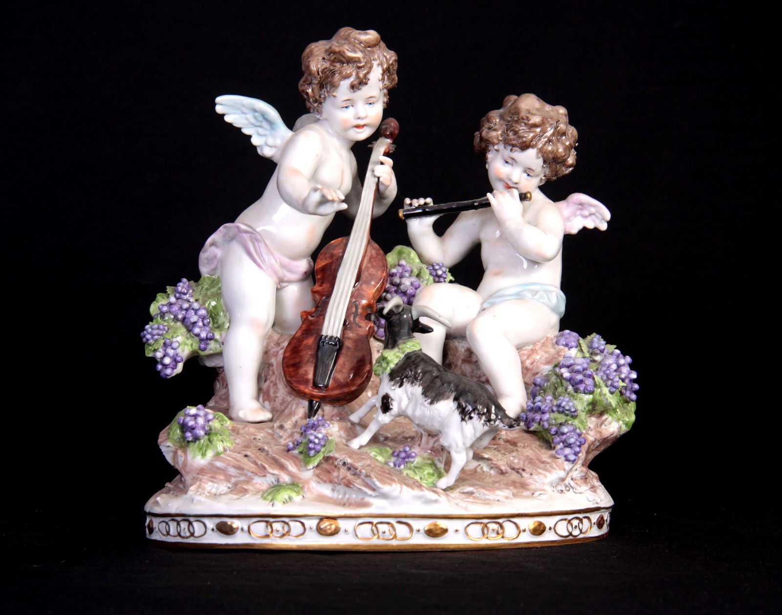 A CONTINENTAL PORCELAIN FIGURE GROUP modelled as t (1 of 1)