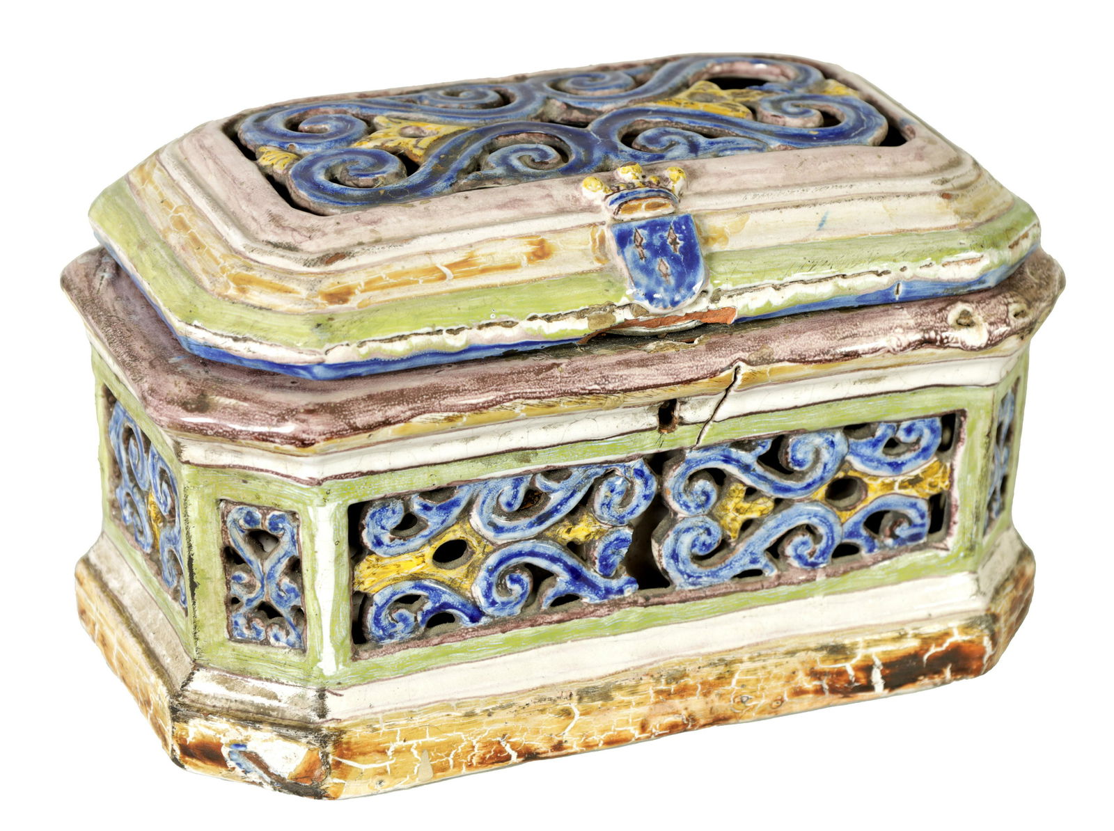 A 17TH/18TH CENTURY POLYCHROME CONTINENTAL MAJOLICA CASKET AND COVER (1 of 10)