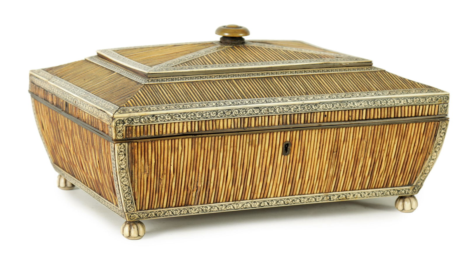 A 19TH CENTURY ANGLO INDIAN PORCUPINE QUILLWORK AND IVORY BANDED SEWING BOX (1 of 9)