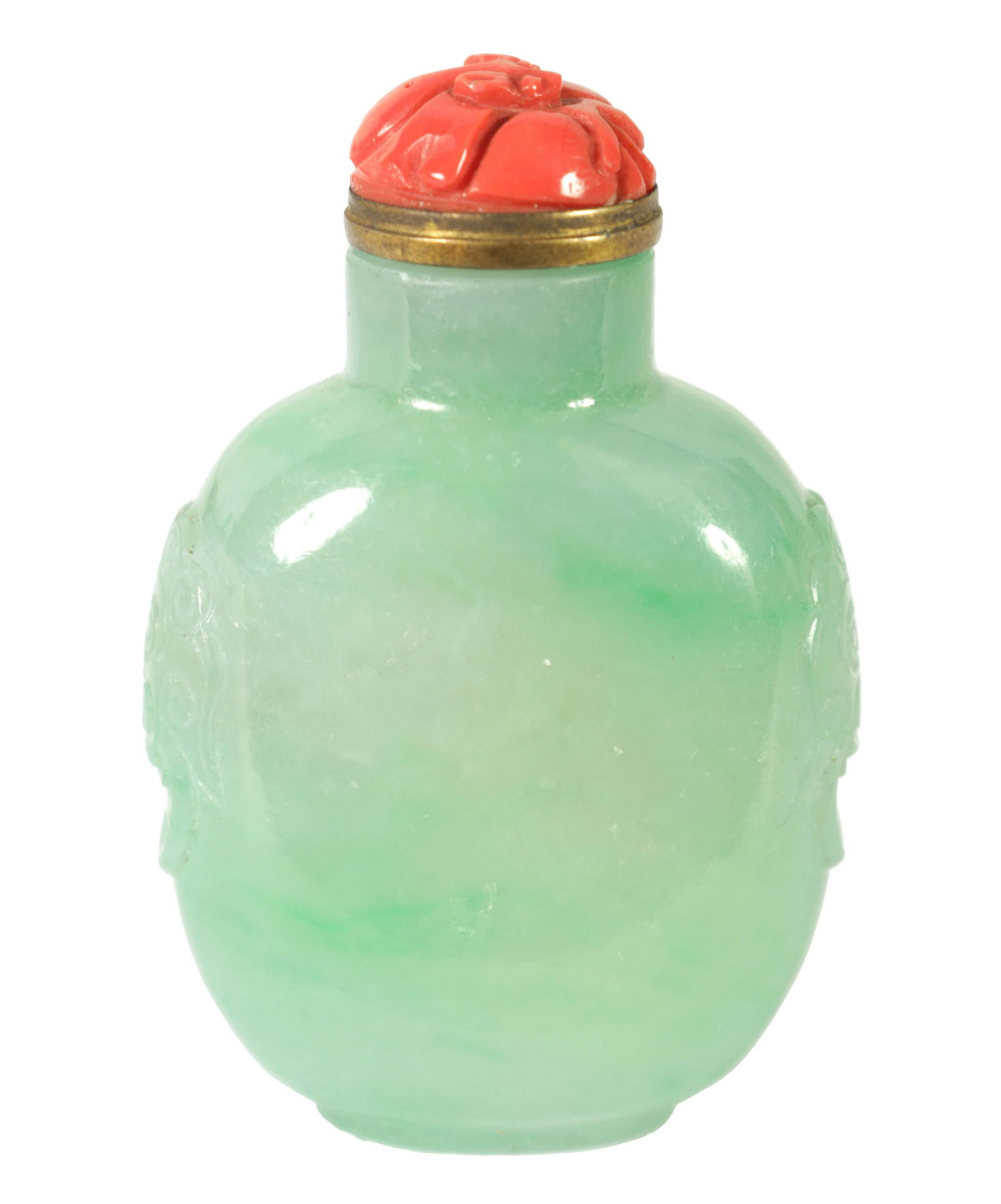A FINE 19TH CENTURY CHINESE CARVED PALE GREEN JADE FLATTENED OVOID SNUFF BOTTLE (1 of 4)
