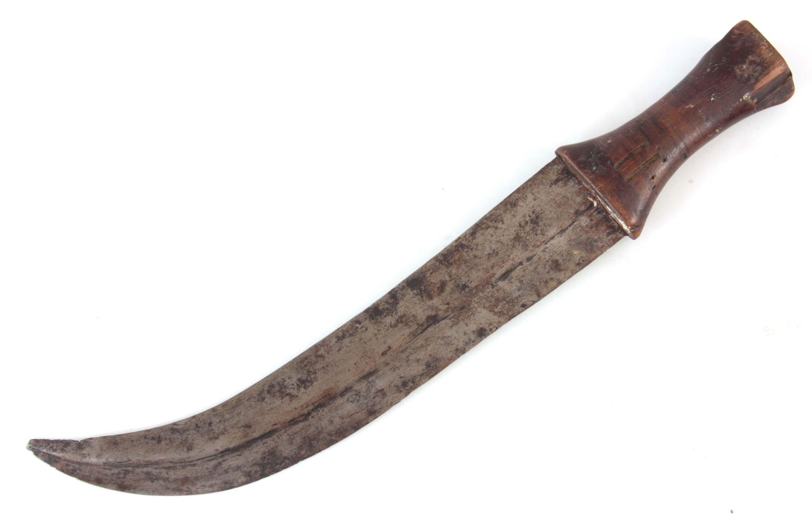 AN 19TH CENTURY JAMBIYA DAGGER: AN 19TH CENTURY JAMBIYA DAGGER with curved steel double-edged blade. (34cm overall)