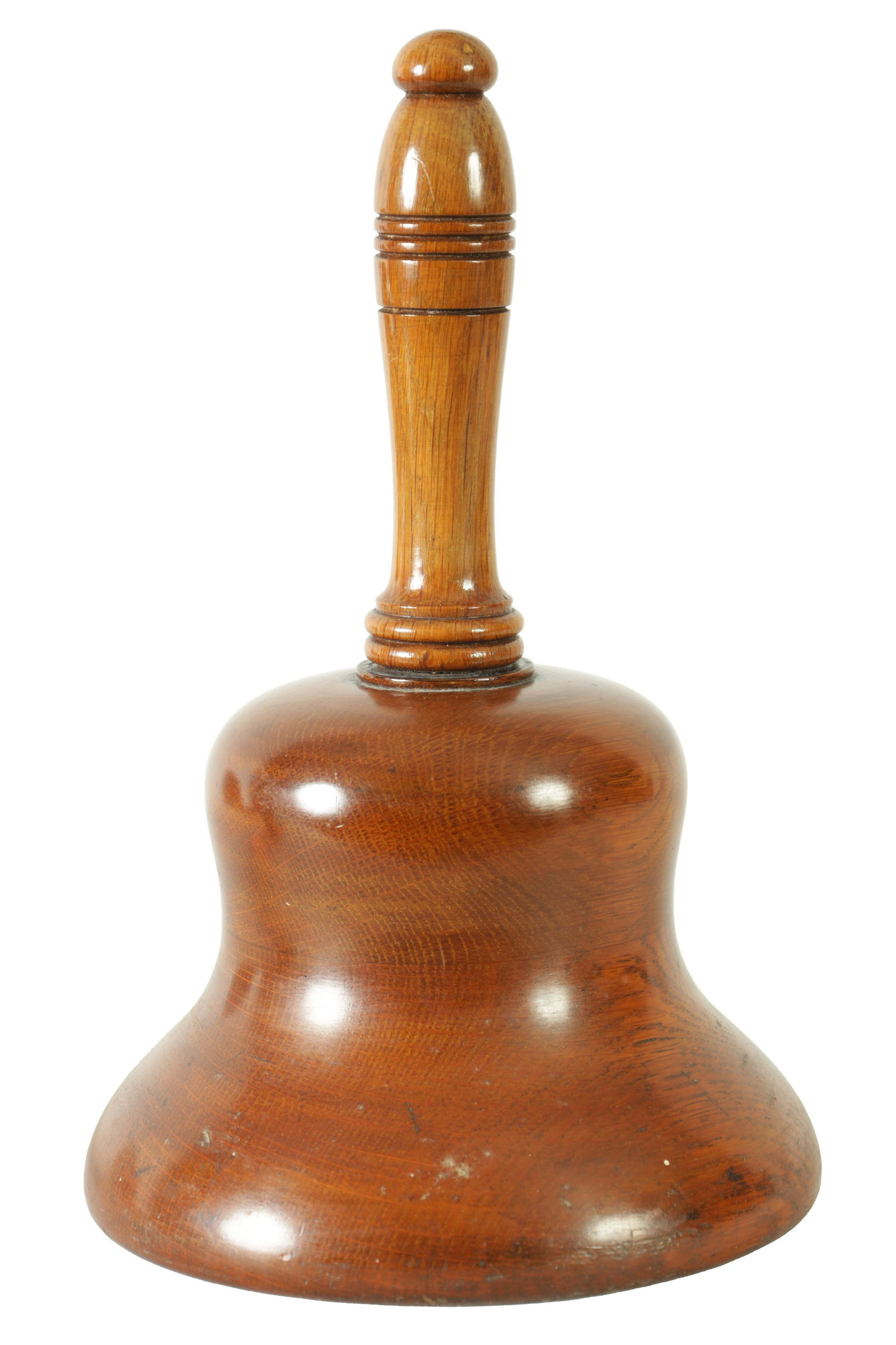 A LATE 19TH CENTURY TREEN PRESENTATION MALLET: A LATE 19TH CENTURY TREEN PRESENTATION MALLET the turned smooth stepped body below a turned handle, bearing presentation plaque beneath dated 1896. (26cm high)