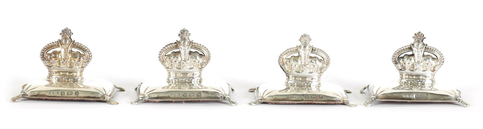 A SET OF FOUR LATE VICTORIAN CORONATION CROWN ON CUSHION DOUBLE SIDED SILVER MENU HOLDERS (1 of 6)