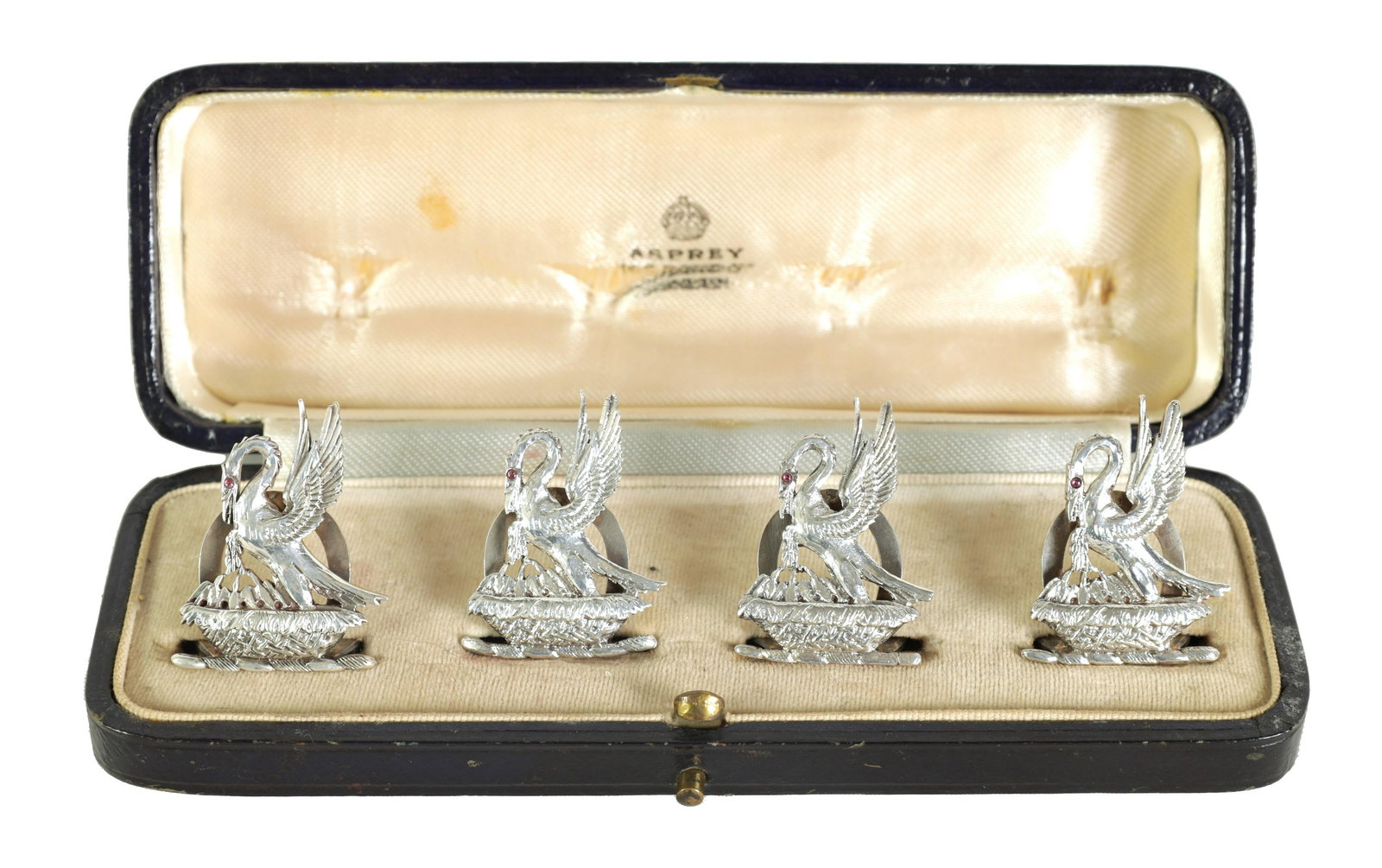 A CASED SET OF FOUR SILVER HERALDIC MENU HOLDERS BY ASPREY (1 of 5)