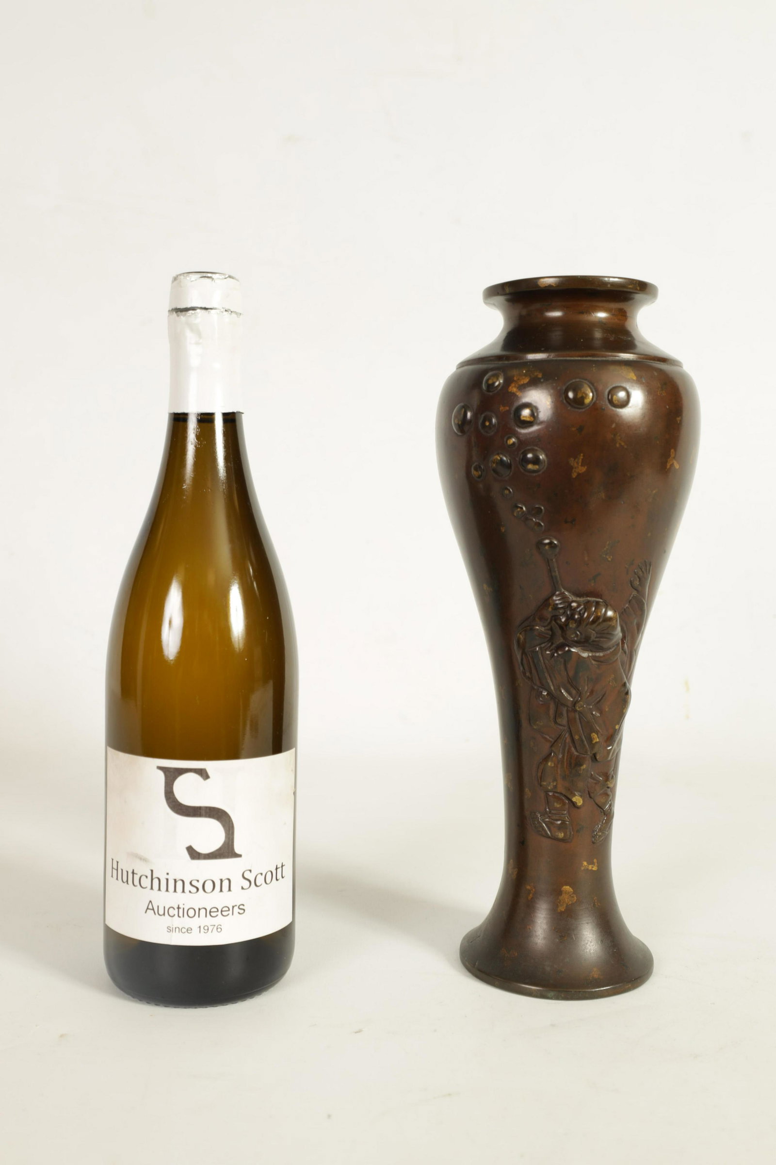 A JAPANESE MEIJI PERIOD PATINATED BRONZE VASE (1 of 6)