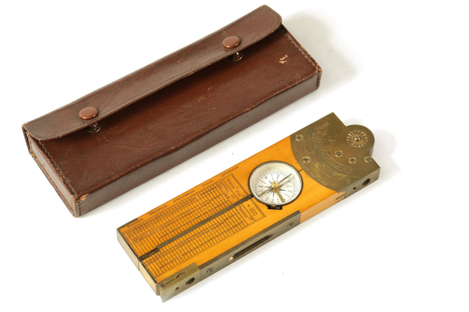 A CASED BOXWOOD AND BRASS INCLINOMETER LEVEL BY STANLEY, LONDON (1 of 5)
