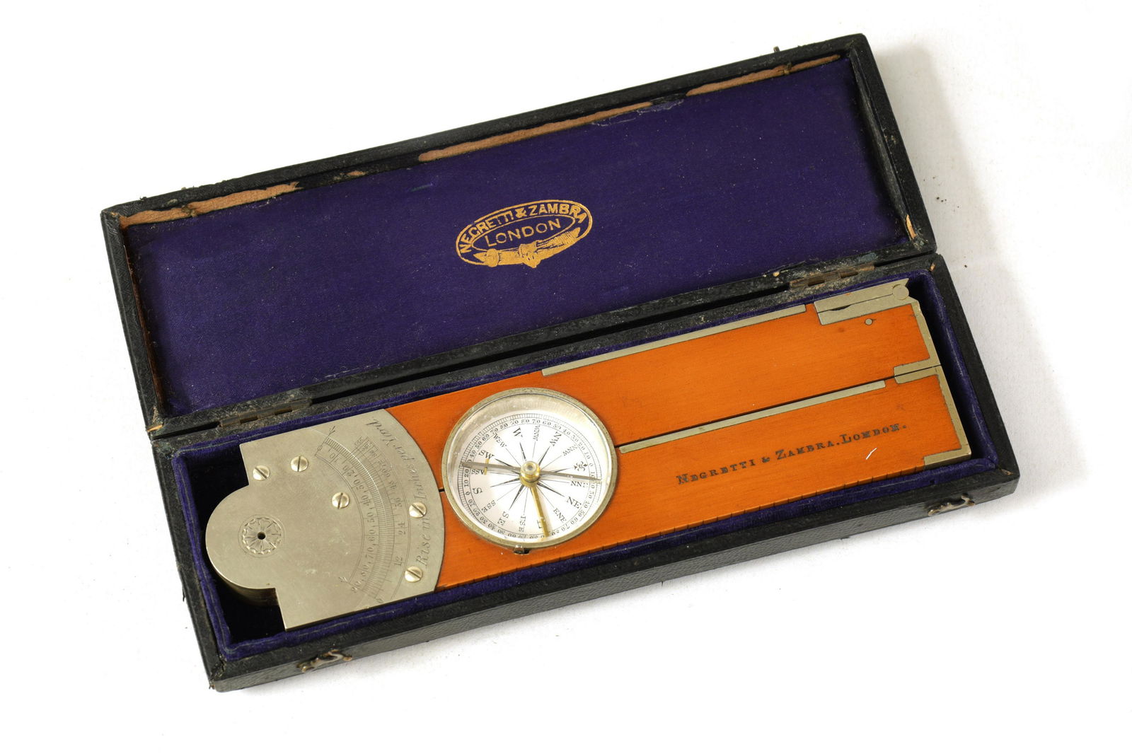 A GOOD QUALITY CASED BOXWOOD AND GERMAN SILVER INCLINOMETER LEVEL BY NEGRETTI & ZAMBRA. LONDON (1 of 6)
