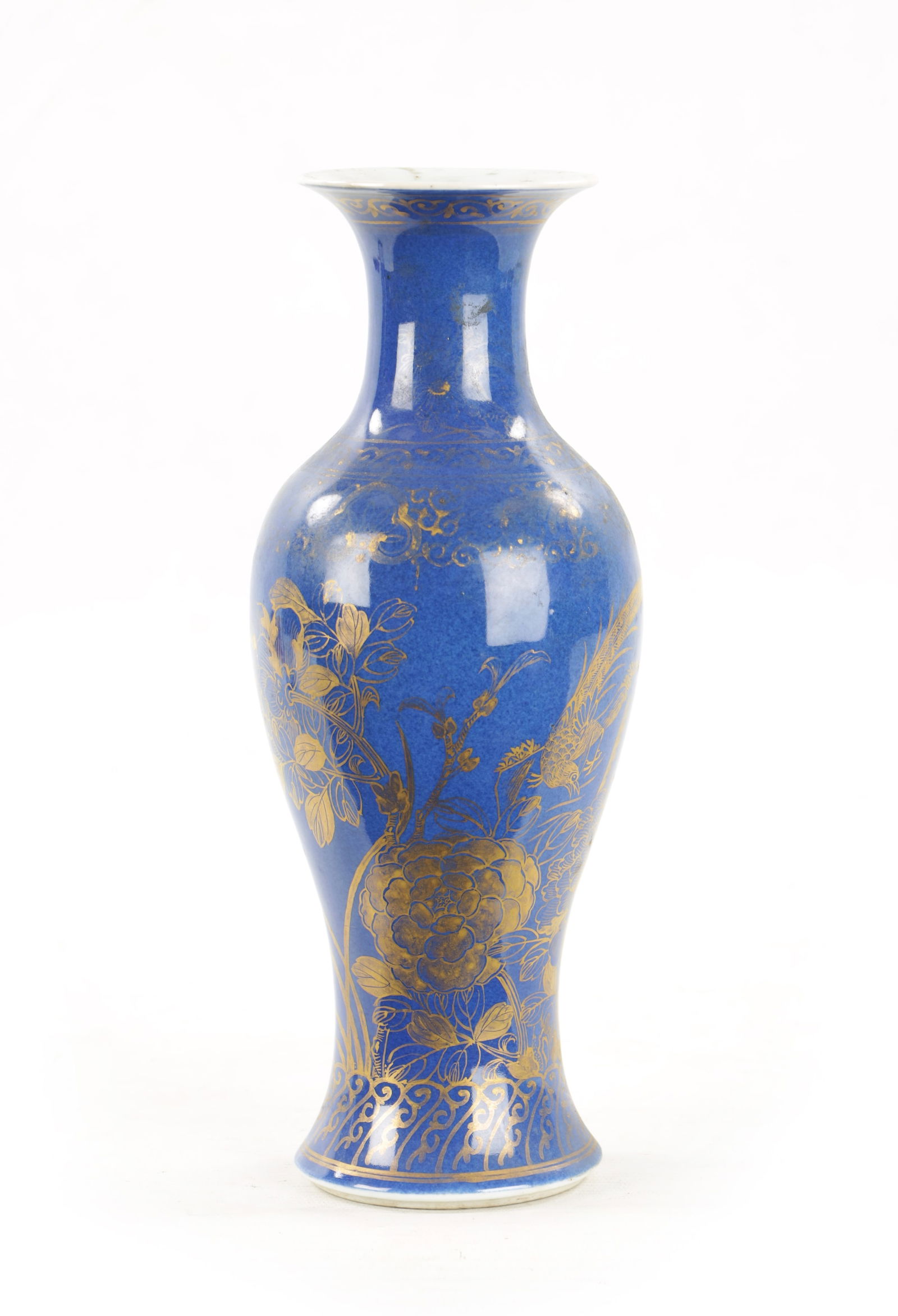 AN 18TH CENTURY CHINESE POWDER BLUE VASE (1 of 5)