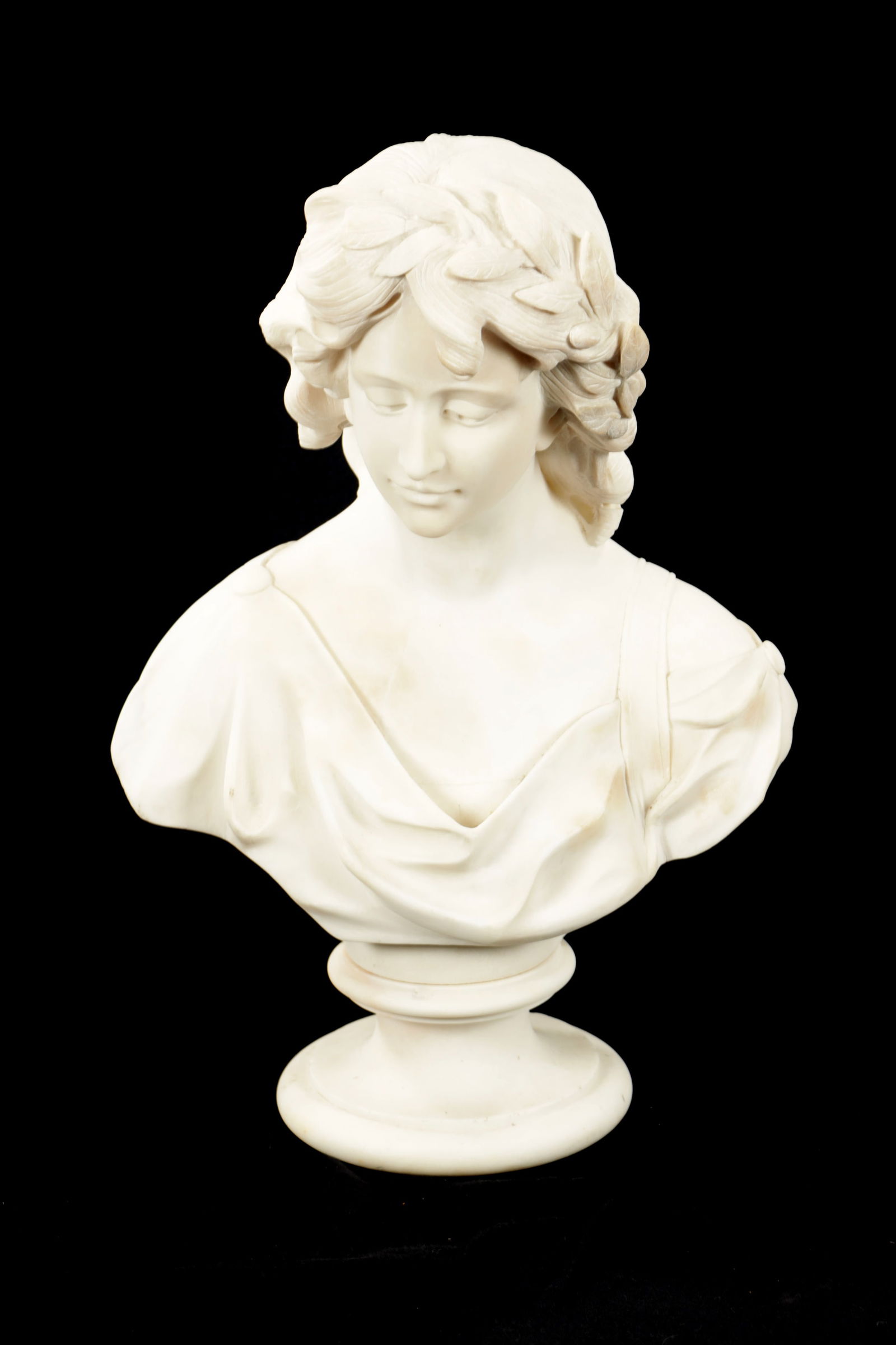 A LATE 19TH CENTURY ALABASTER BUST OF A YOUNG LADY SIGNED G. CAPELLI (1 of 6)