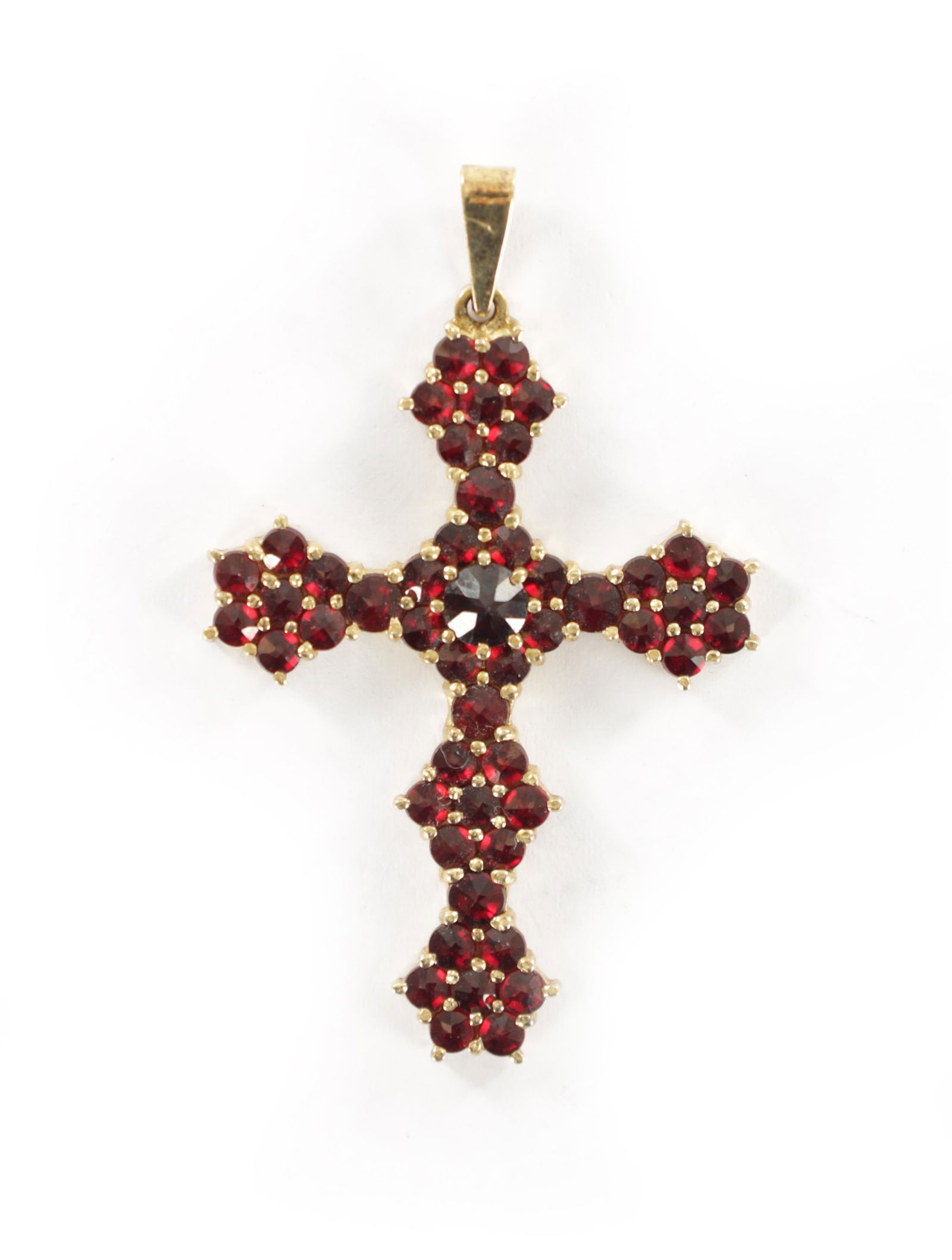 A 9CT GOLD GARNET SET CROSS PENDANT (1 of 3)