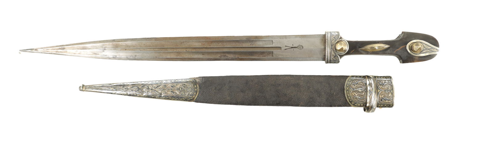 A 19TH CENTURY CAUCASIAN KINDJAL DAGGER (1 of 6)