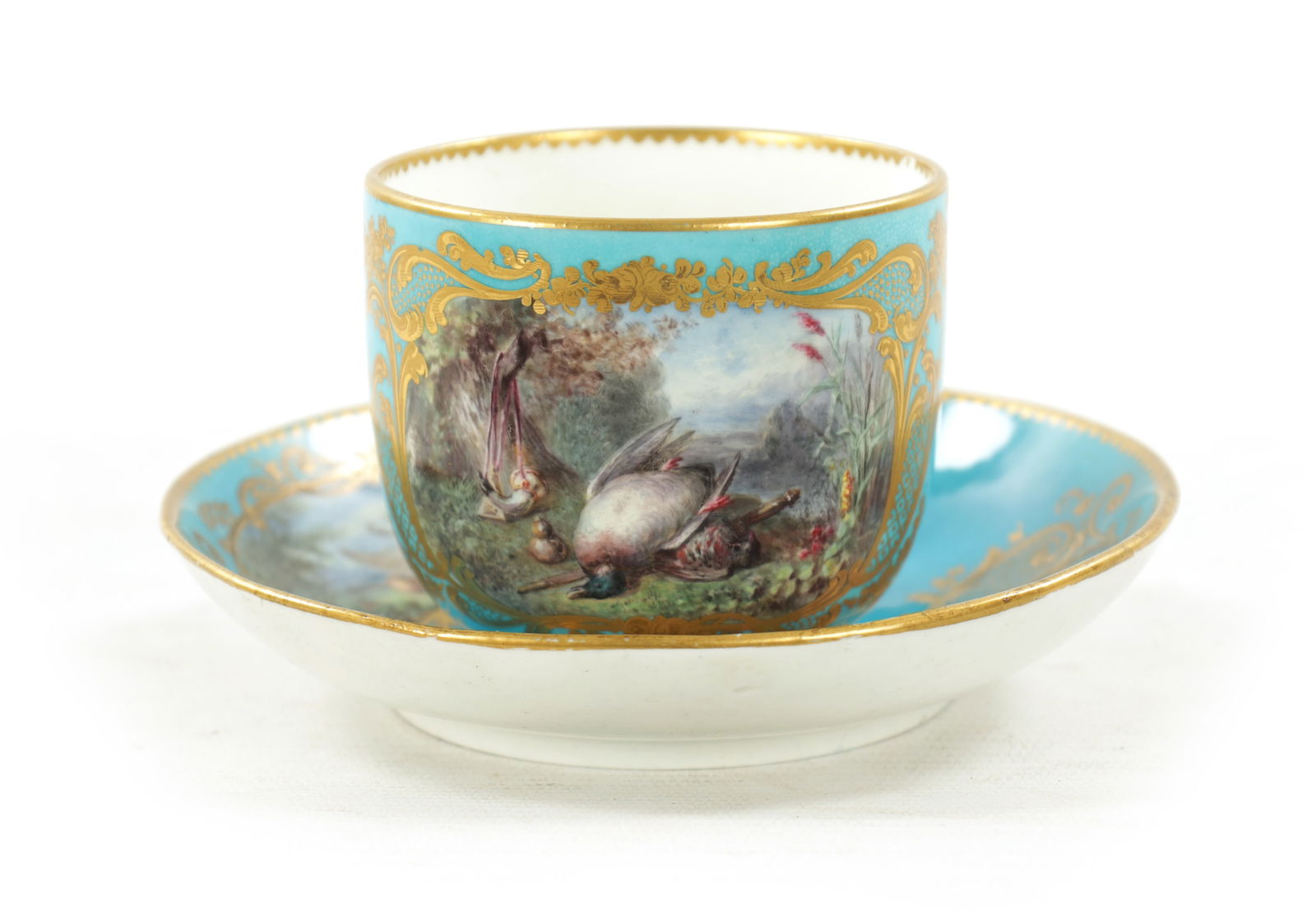 A FINE LATE 18TH / 19TH CENTURY SEVRES PORCELAIN CUP AND SAUCER (1 of 13)