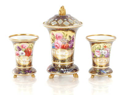 A GOOD EARLY 19TH CENTURY SPODE THREE PIECE GARNITURE SET OF LARGE SIZE: A GOOD EARLY 19TH CENTURY SPODE THREE PIECE GARNITURE SET OF LARGE SIZE the flared royal blue gilt leafwork and bead edge borders finely painted with flower sprays and floral centre panels on circular