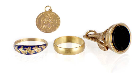 A MASONIC 9CT GOLD AND BLACK ONYX FOB, TOGETHER WITH TWO GOLD RINGS AND A GOLD PENDANT: A MASONIC 9CT GOLD AND BLACK ONYX FOB, TOGETHER WITH TWO GOLD RINGS AND A GOLD PENDANT, the fob modelled with various tools including a mallet, dividers, and a trowel, together with an 18ct gold weddi