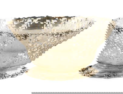 A LARGE GEORGE V PIERCED SILVER FRUIT BASKET: A LARGE GEORGE V PIERCED SILVER FRUIT BASKET Sheffield, 1930, by Cooper Brothers & Sons Ltd, 520grams.