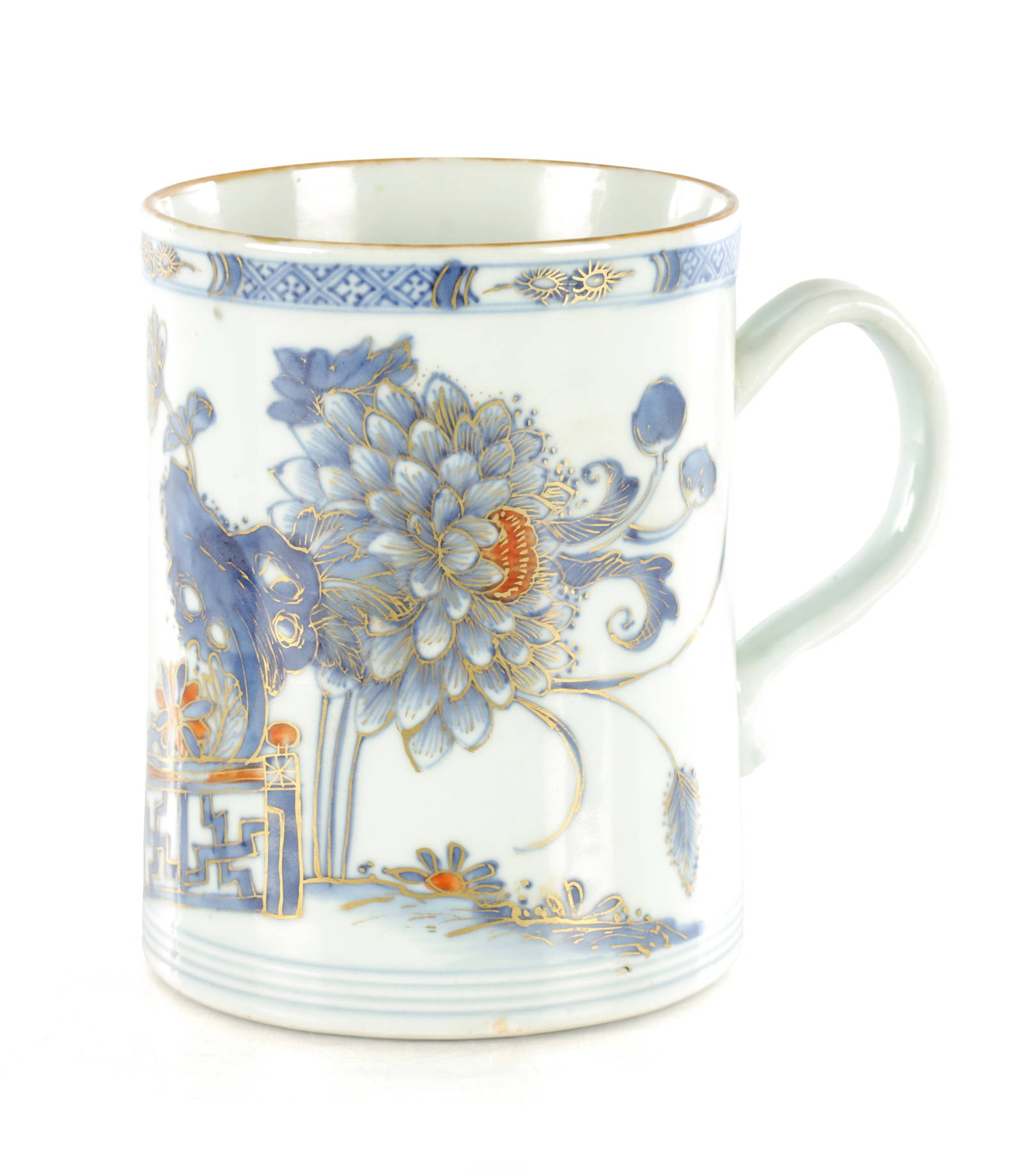 A LARGE 18TH CENTURY CHINESE BLUE AND WHITE PORCELAIN TANKARD