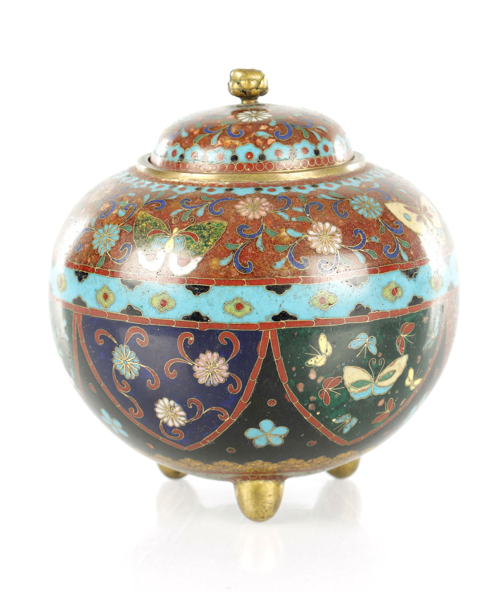 A MEIJI PERIOD JAPANESE CLOISONNE JAR AND COVER: A MEIJI PERIOD JAPANESE CLOISONNE JAR AND COVER, with butterflies and foliate decoration. (13cm high )