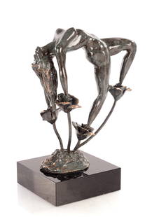 A LORENZO QUINN 'ROSE' BONDED BRONZE SCULPTURE: A LORENZO QUINN 'ROSE' BONDED BRONZE SCULPTURE numbered 158/175 and signed, mounted on an ebonised square base - comes with a certificate of authenticity. (28cm high)