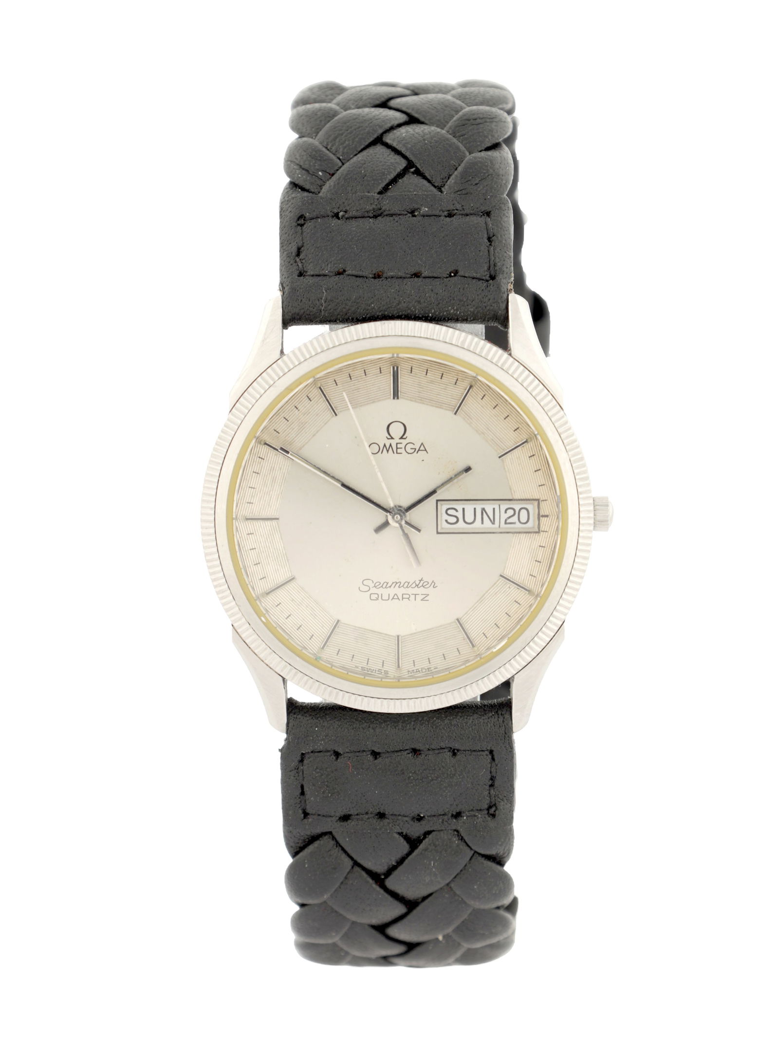 A GENTLEMAN'S VINTAGE STEEL OMEGA SEAMASTER WRISTWATCH (1 of 4)