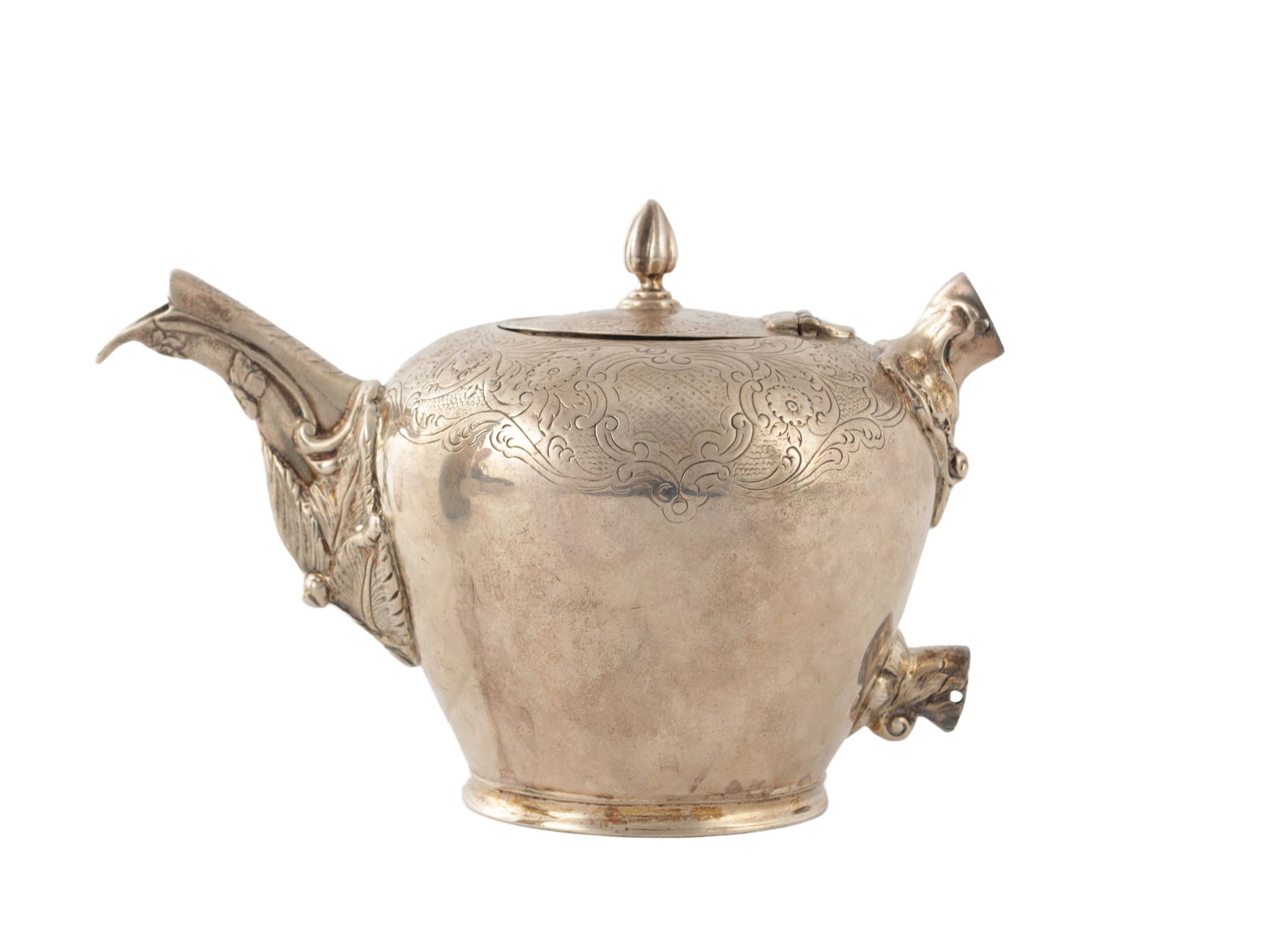 LOT WITHDRAWN AN 18TH CENTURY SILVER TEAPOT (1 of 6)