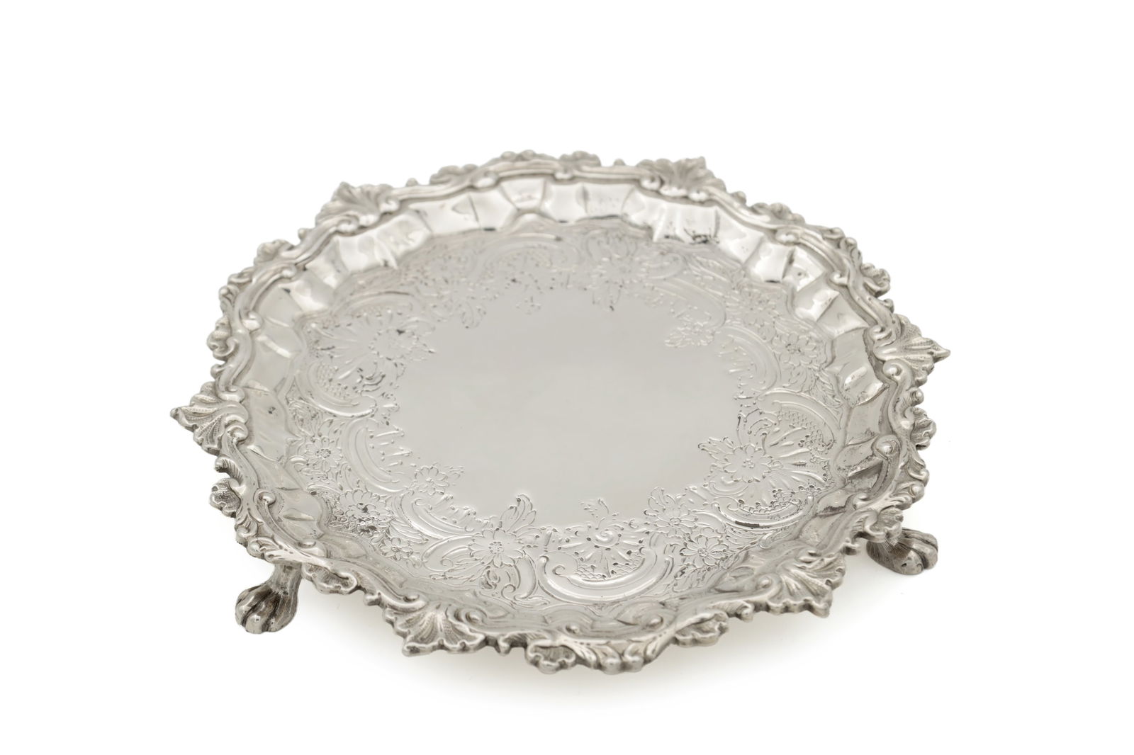 A MID 18TH CENTURY SILVER SALVER (1 of 8)
